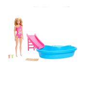 Muñeca Barbie con alberca