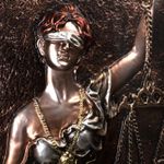 cuadro-3d-de-112-x-72-cm-diseno-dama-de-la-justicia-2-7701016696876