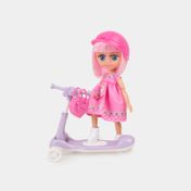 Muñeca de 16 cm Rosy Rosie con monopatín y mascota