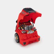 Motor de auto con herramientas, luz y sonido
