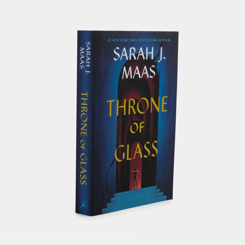 throne-of-glass-2-9781639730957