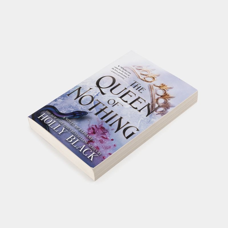 the-queen-of-nothing-3-9780316310376