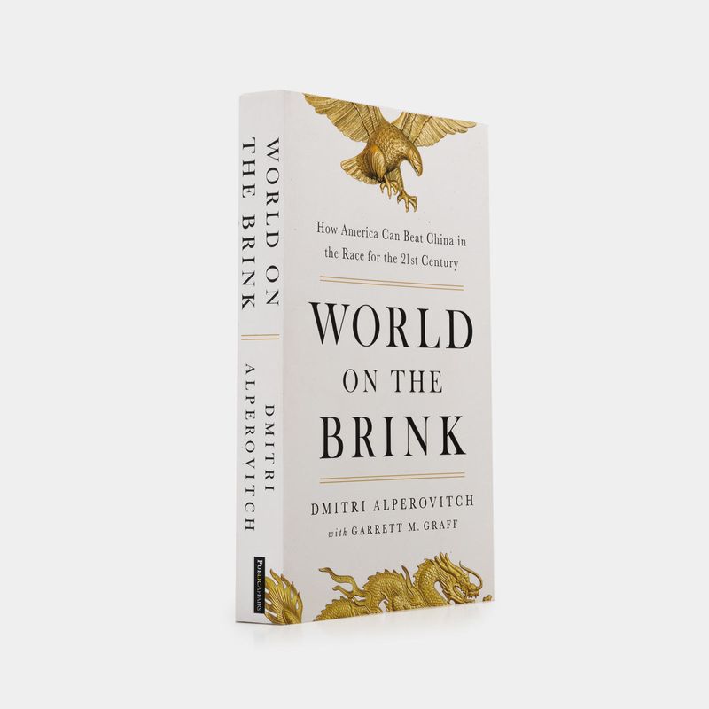 world-on-the-brink-2-9781541704695
