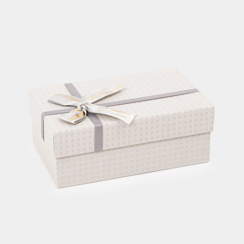 caja-de-regalo-de-7-3-x-19-x-12-cm-gris-con-mono-7701016177184