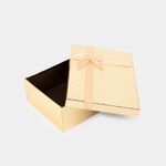 caja-de-regalo-de-9-5-x-29-x-21-cm-dorada-con-mono-2-7701016777209
