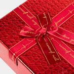 caja-de-regalo-de-9-5-x-29-x-21-cm-roja-con-mono-3-7701016777247