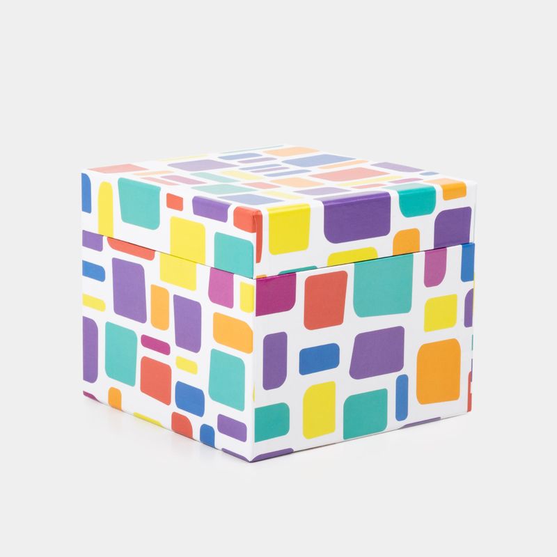 caja-de-regalo-cuadrada-de-13-5-x-16-x-16-cm-7701016784184