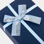 caja-de-regalo-de-5-4-x-15-x-10-cm-azul-con-mono-3-7701016784412