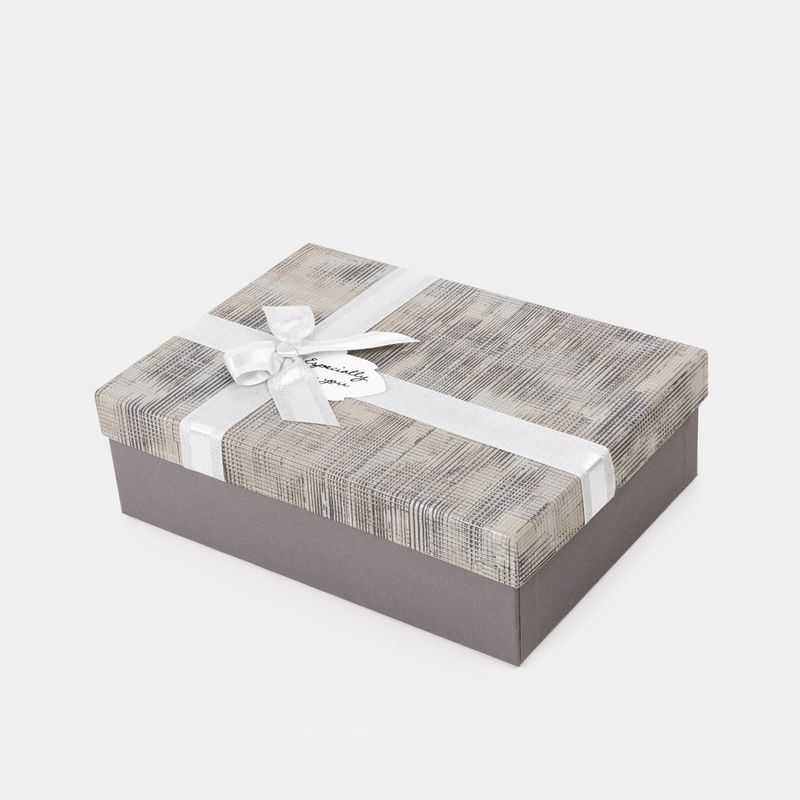 caja-de-regalo-de-6-6-x-23-x-17-cm-gris-con-mono-7701016784535