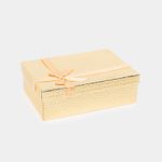 caja-de-regalo-de-8-x-26-x-19-cm-dorada-con-mono-7701016784436