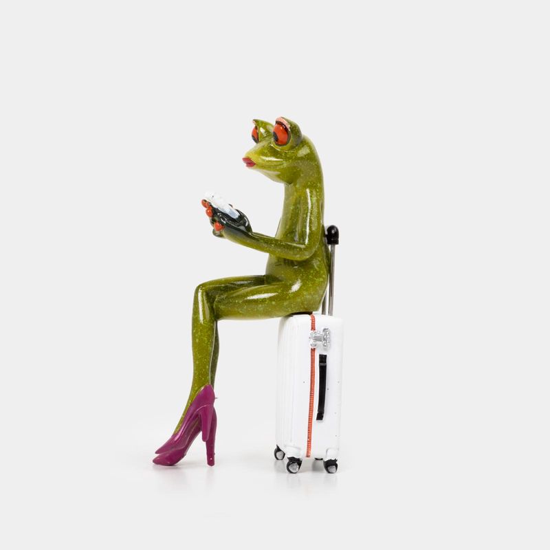 figura-rana-con-maleta-de-viaje-16-cm-2-7701016790918