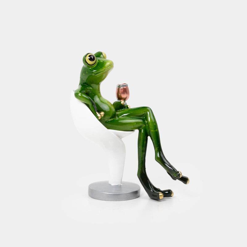 figura-rana-sentada-con-copa-15-5-cm-2-7701016710046