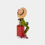 figura-rana-con-sombrero-y-maleta-de-viaje-18-cm-3-7701016758697