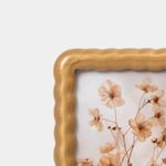 portarretrato-curvo-dorado-2-7701016078900