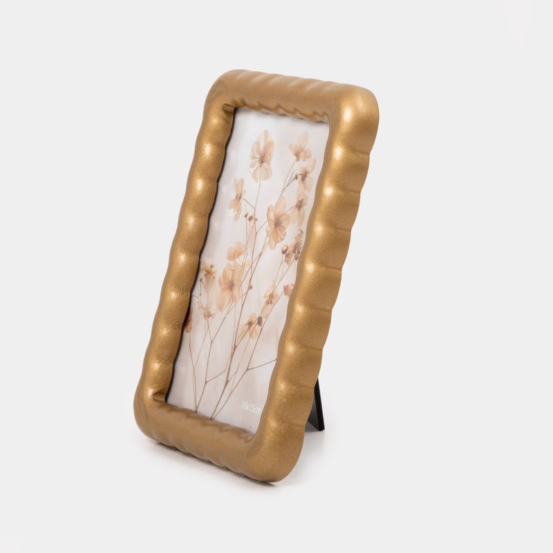 portarretrato-curvo-dorado-3-7701016078900