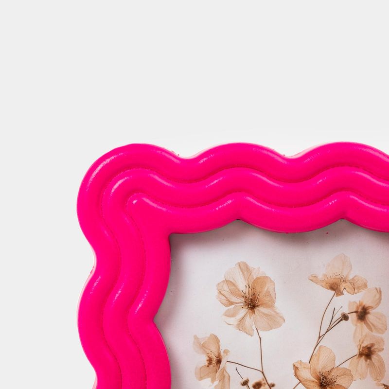 portarretrato-con-curvas-rosa-2-7701016078917