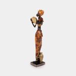 figura-de-mujer-con-vestido-de-flores-y-jarra-39-cm-3-7701016746106