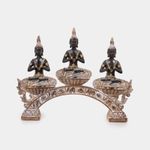 figura-de-3-budas-meditando-en-arco-27-x-32-cm-7701016749169