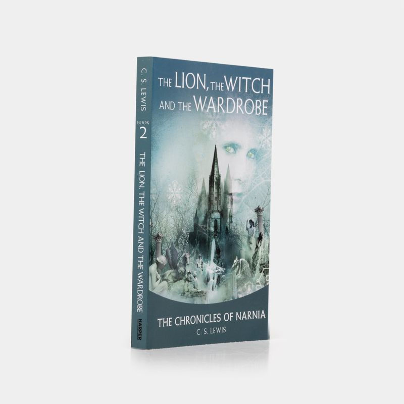 the-lion-the-witch-and-the-wardrobe-2-2-9780064471046