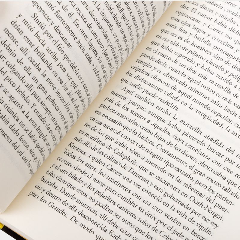 historia-del-necronomicon-y-otros-textos-oscuros-4-9786071441423