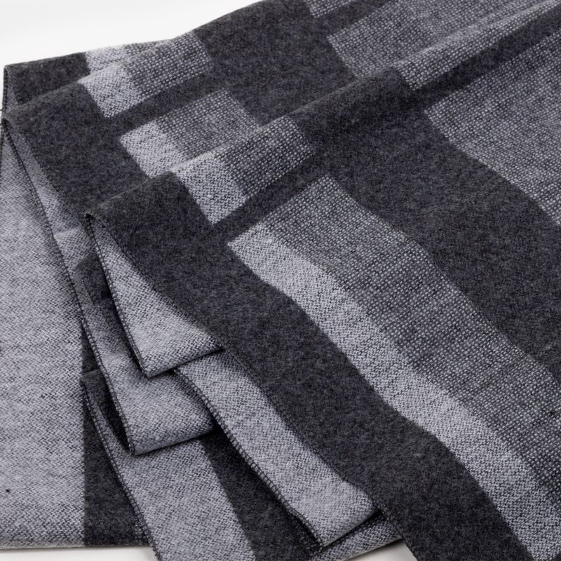 pashmina-de-lineas-gris-claro-2-7701016788649