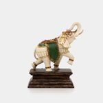 figura-de-25-cm-con-soporte-manta-7701016962070