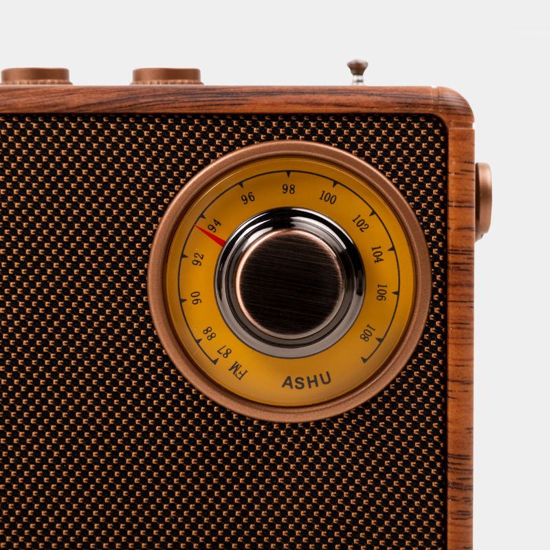 parlante-con-radio-y-bluetooth-de-5-w-rms-4-7701016703466