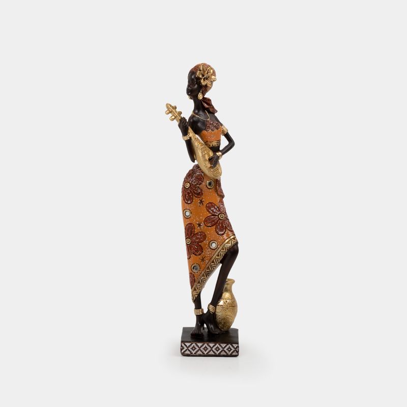 figura-de-30-5-cm-mujer-con-ukelele-7701016746090