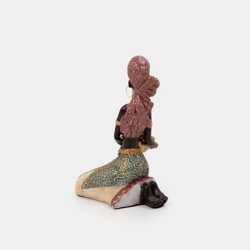 figura-de-17-4-cm-mujer-sentada-con-jarron-3-7701016945813