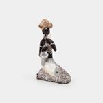 figura-de-17-2-cm-mujer-sentada-con-saxofon-7701016945974