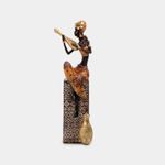 figura-de-37-5-cm-mujer-sentada-con-ukelele-jarron-7701016746083