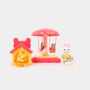 Conejita yasini con carrusel y casita de mascotas (surtido)