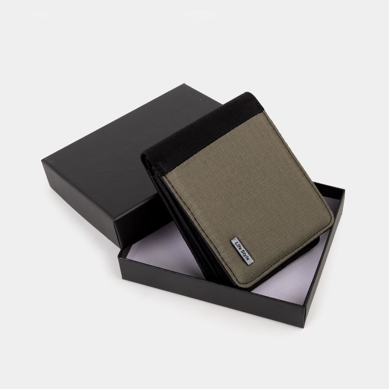 billetera-verde-oscuro-con-negra-para-caballero-life-style-5-7701016783149