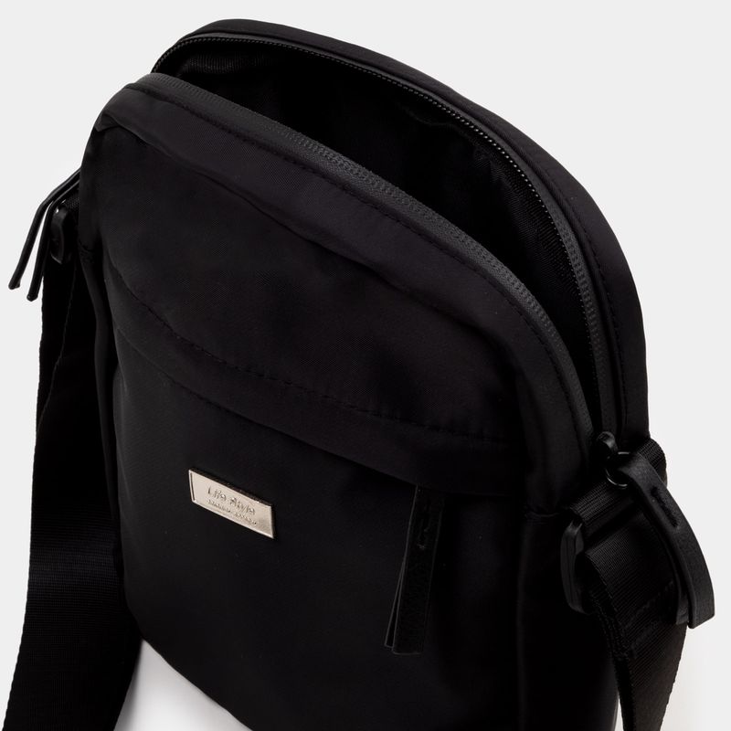 bolso-manos-libres-negro-life-style-5-7701016782975