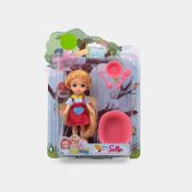 Muñeca Sally con accesorios y macota