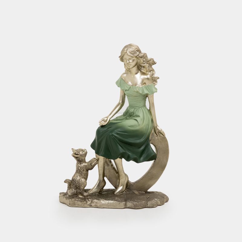 figura-de-20-x-13-5-cm-mujer-con-mascota-7701016742245