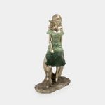 figura-de-20-x-13-5-cm-mujer-con-mascota-2-7701016742245