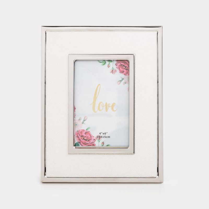 portarretrato-blanco-con-borde-de-metal-plateado-24-8-x-19-8-cm-7701016714228