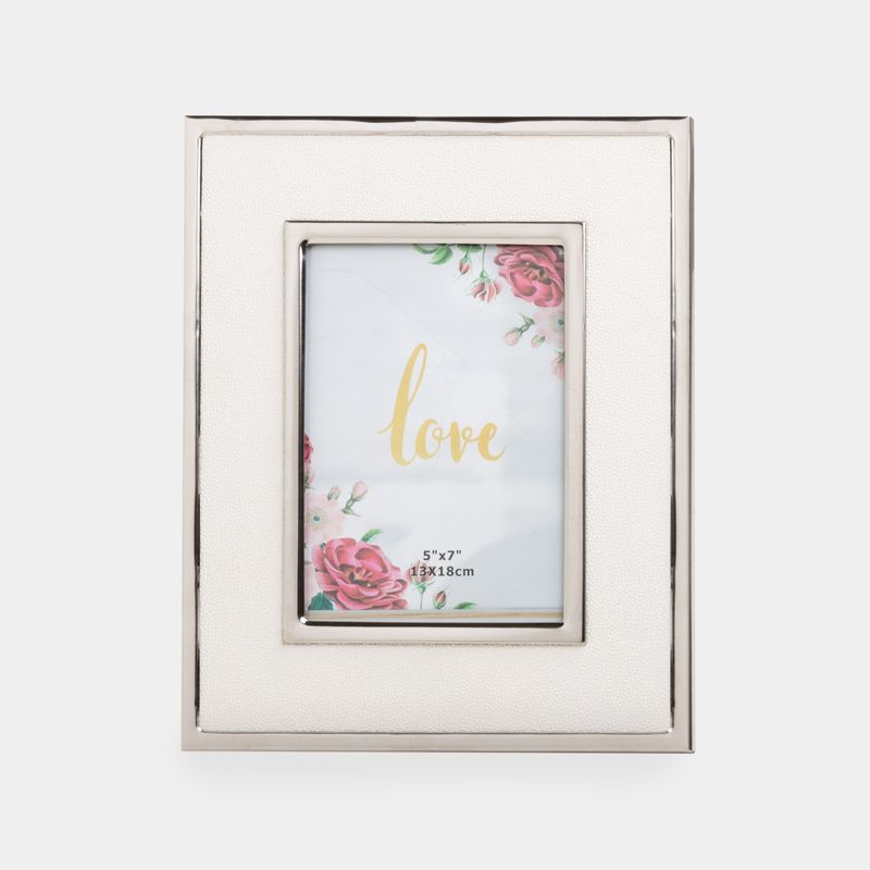 portarretrato-blanco-con-borde-de-metal-plateado-28-3-x-23-3-cm-7701016714235