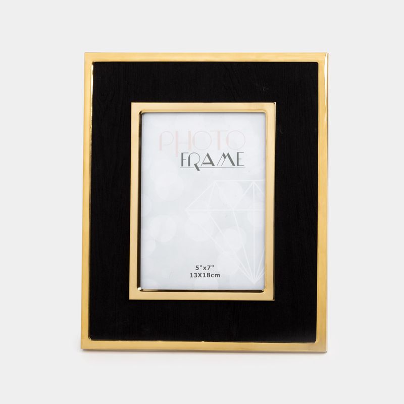 portarretrato-negro-con-borde-de-metal-dorado-28-3-x-23-3-cm-7701016714266