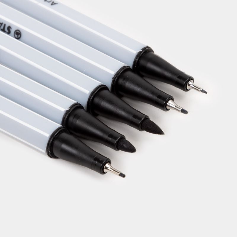 set-de-plumigrafos-x5-punta-0-2-0-4-0-7-1-0-mm-brush-3-4006381604369