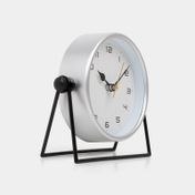 Reloj de mesa con base plateado de 12.4 x 15.5 cm