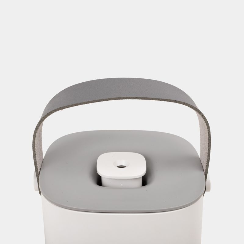 humidificador-de-600ml-blanco-con-gris-3-7701016976367