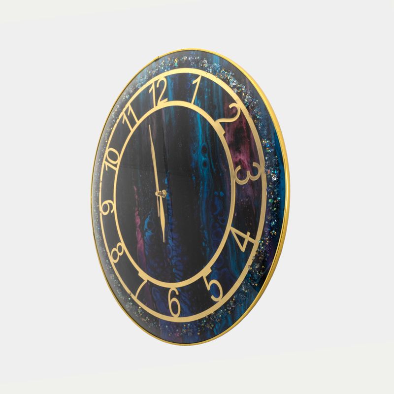 reloj-de-pared-circular-50-cm-manchas-multicolor-con-borde-dorado-2-7701016785884