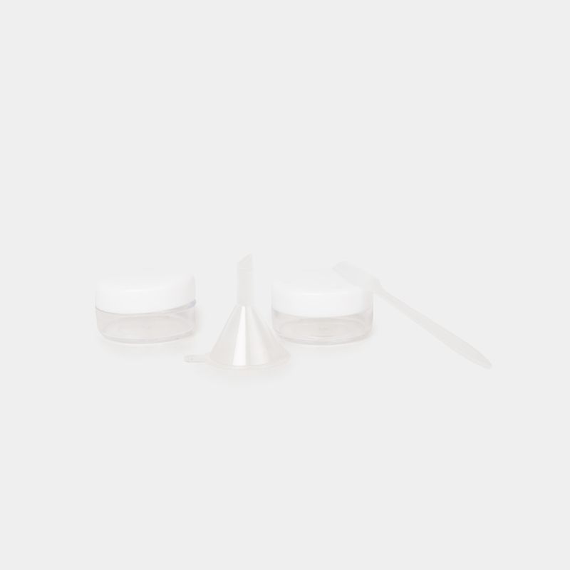kit-de-recipientes-para-viaje-x9-piezas-con-estuche-3-7701016780490