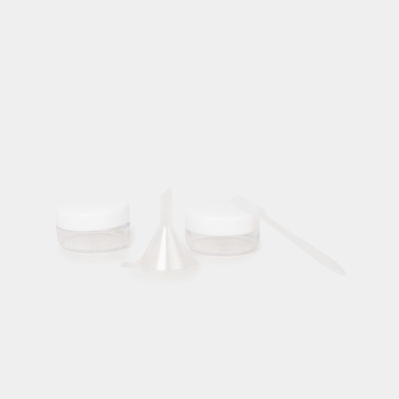kit-de-recipientes-para-viaje-x8-piezas-con-estuche-3-7701016784795