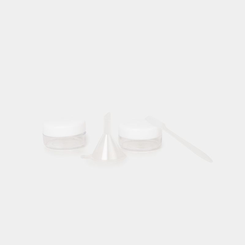 kit-de-recipientes-para-viaje-x8-piezas-con-estuche-3-7701016785495