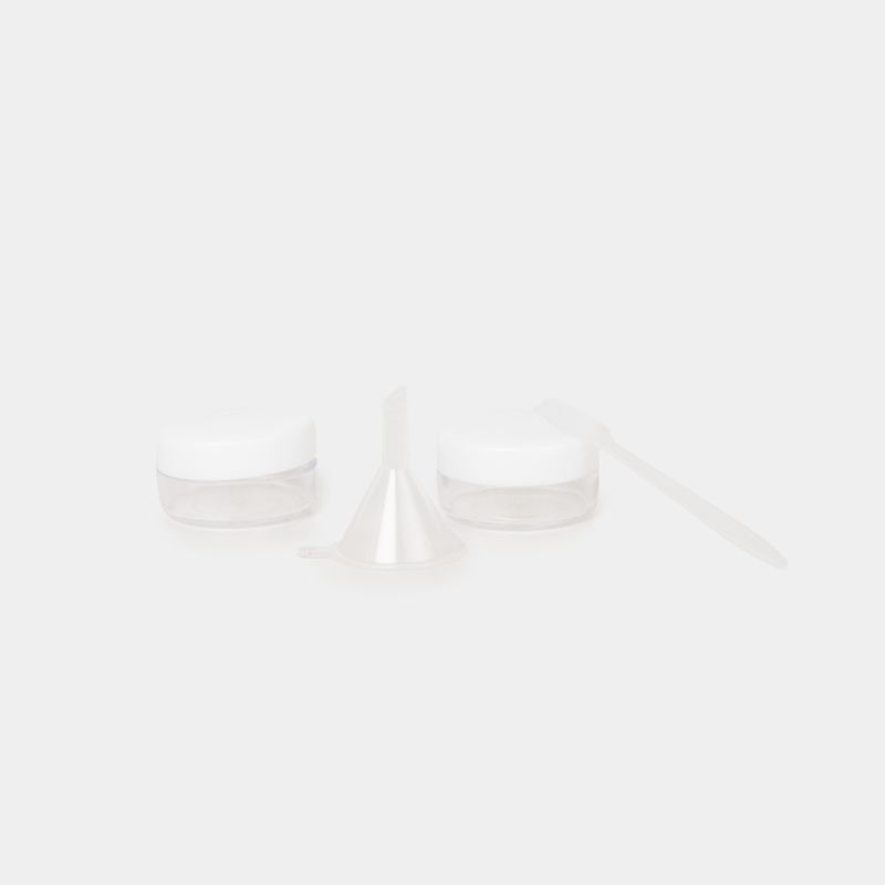 kit-de-recipientes-para-viaje-x8-piezas-con-estuche-3-7701016789080