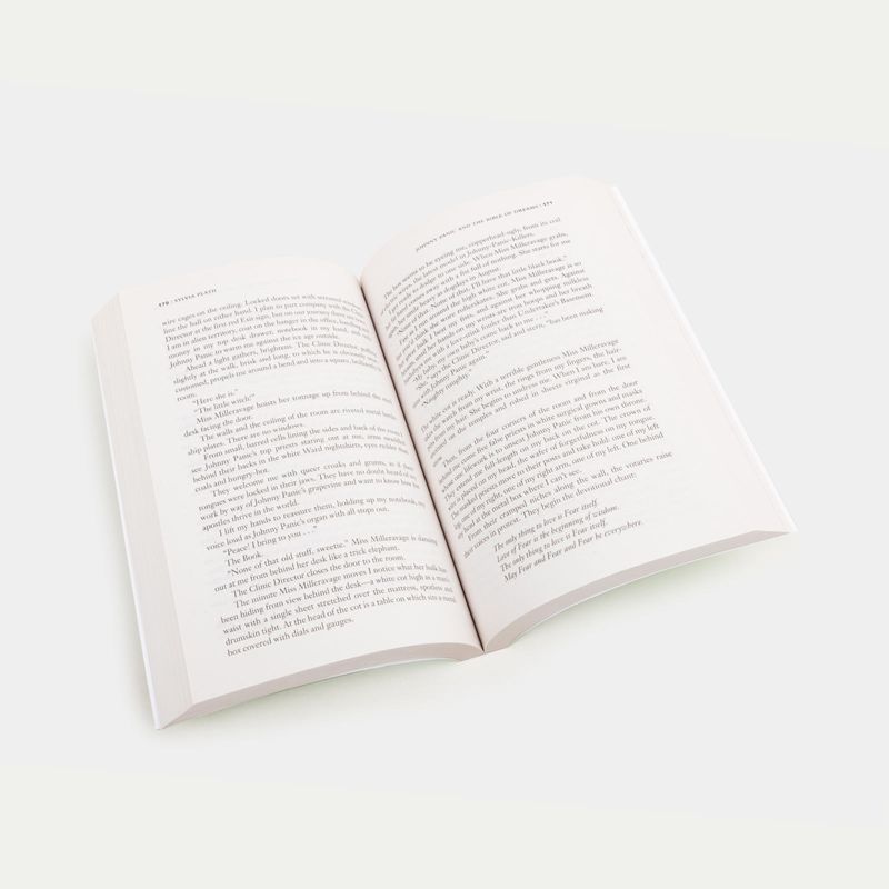 jhonny-panic-and-the-bible-of-dreams-4-9780061549472