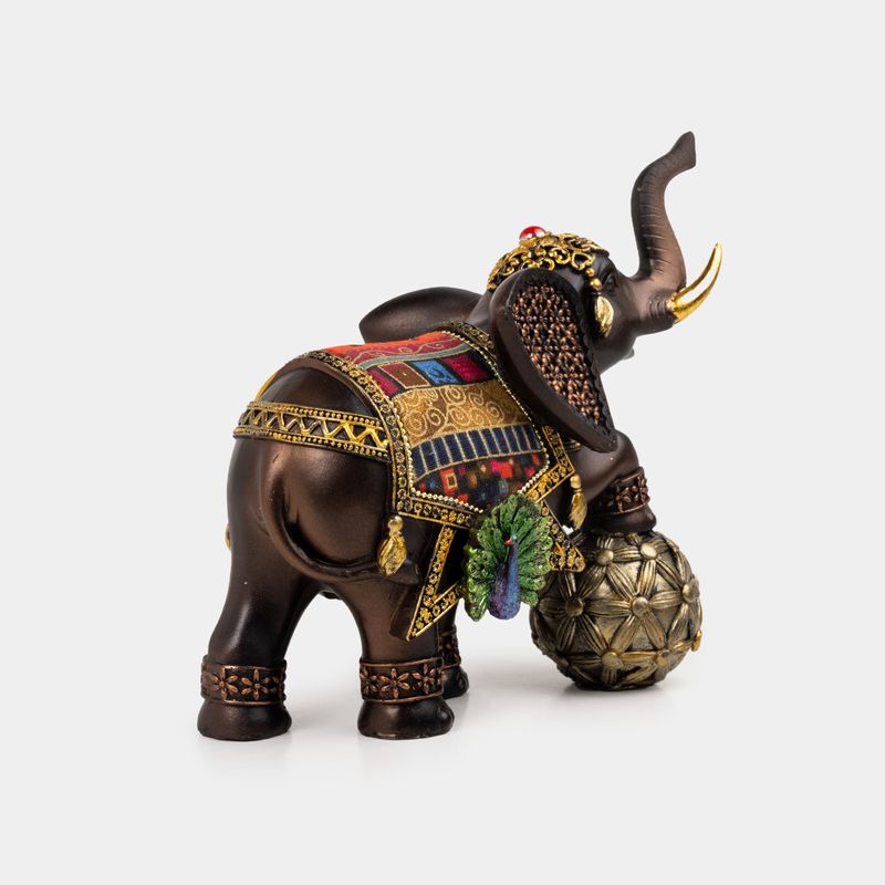 figura-de-18-x-18-cm-elefante-cafe-con-manta-y-esfera-2-7701016812719